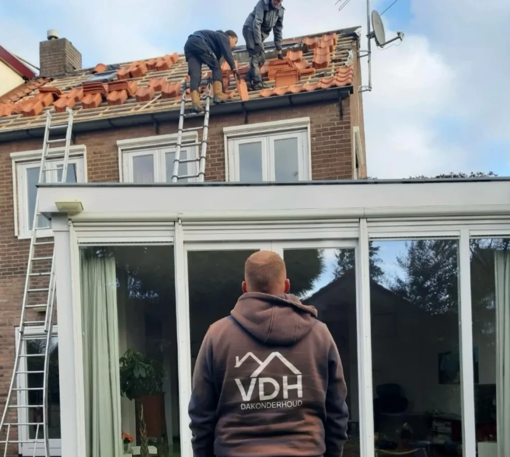 Dakdekker Zoetermeer - VDH Dakonderhoud - Wie zijn wij